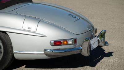 1960 Mercedes - Benz 300 SL Roadster