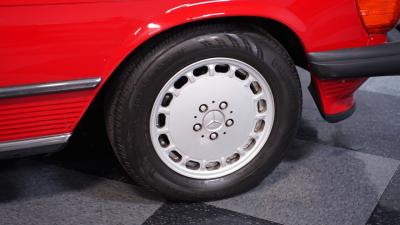 1986 Mercedes - Benz 560SL