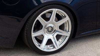 2017 Rolls - Royce Dawn