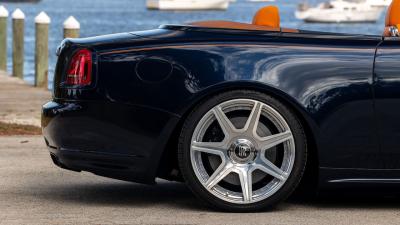 2017 Rolls - Royce Dawn