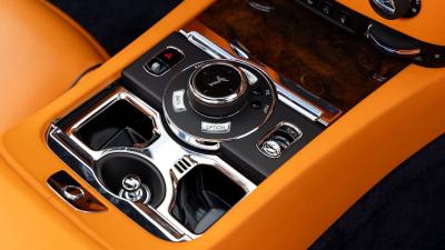 2017 Rolls - Royce Dawn