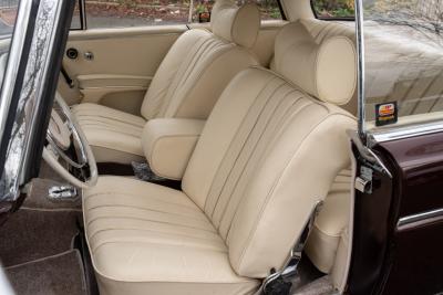 1966 Mercedes - Benz 300 SE Coup&eacute;