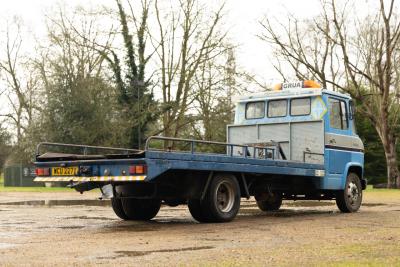 1982 Mercedes - Benz 608D (Flatbed)