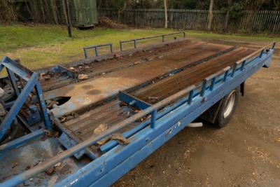 1982 Mercedes - Benz 608D (Flatbed)