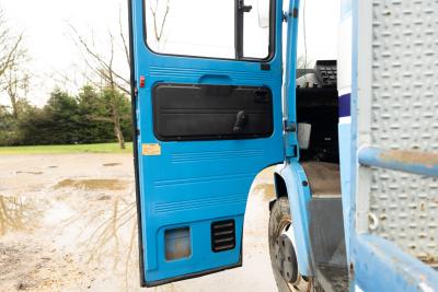 1982 Mercedes - Benz 608D (Flatbed)