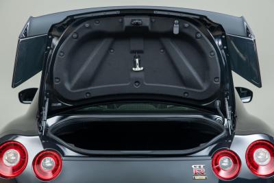 2024 Nissan GT-R T-Spec