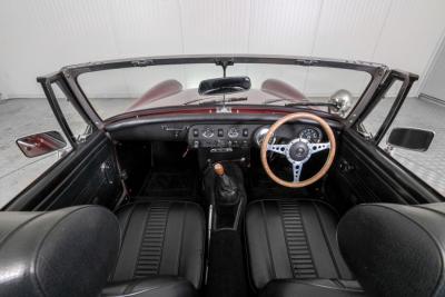 1974 MG Midget MKIII 1275 round wheel arch