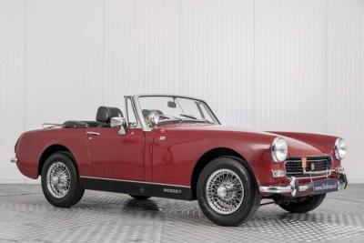 1974 MG Midget MKIII 1275 round wheel arch