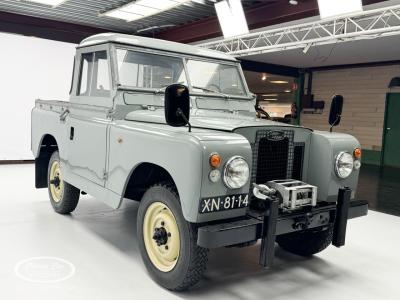 1968 Land Rover Series 2