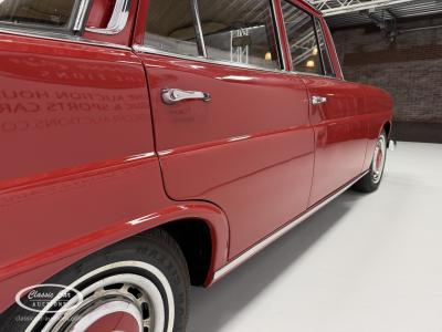 1967 Mercedes - Benz 200