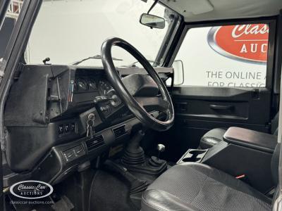 2002 Land Rover Defender 90