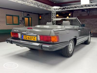1984 Mercedes - Benz 380 SL