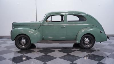 1940 Ford Tudor Sedan
