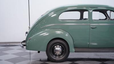 1940 Ford Tudor Sedan