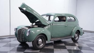 1940 Ford Tudor Sedan