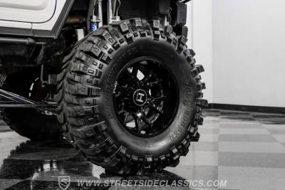 2005 Hummer H2 SUT Custom