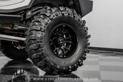 2005 Hummer H2 SUT Custom