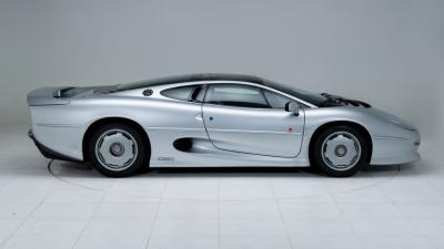 1993 Jaguar XJ220