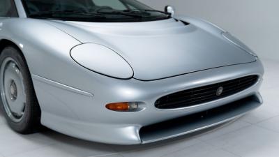 1993 Jaguar XJ220