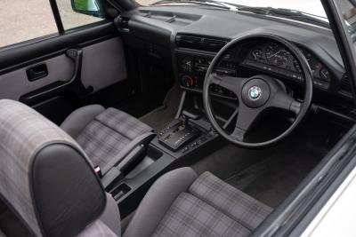 1987 BMW 320i Convertible