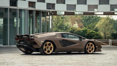 2022 Lamborghini Countach LPI 800-4