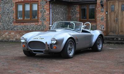 2001 AC Cobra CRS