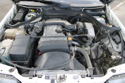 1995 Mercedes - Benz E220 COUPE AUTO