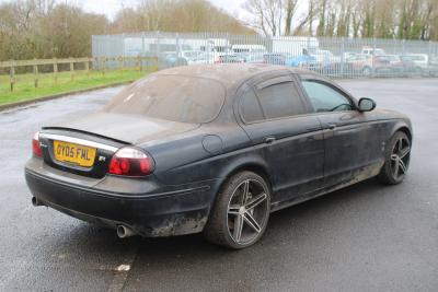 2005 Jaguar S-TYPE V8 R AUTO