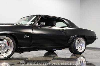 1969 Chevrolet Camaro Z/28 Tribute Restomod