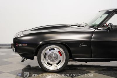 1969 Chevrolet Camaro Z/28 Tribute Restomod
