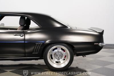 1969 Chevrolet Camaro Z/28 Tribute Restomod