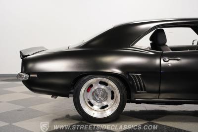 1969 Chevrolet Camaro Z/28 Tribute Restomod