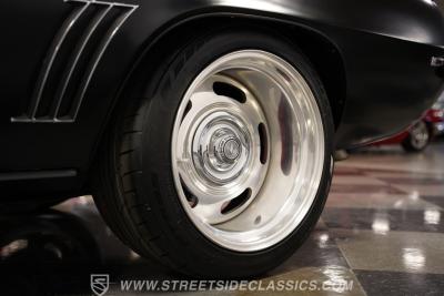 1969 Chevrolet Camaro Z/28 Tribute Restomod