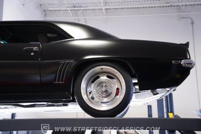 1969 Chevrolet Camaro Z/28 Tribute Restomod