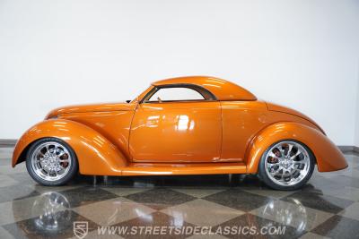 1939 Ford Roadster