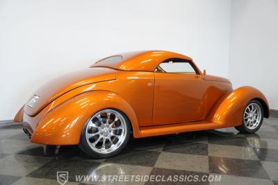 1939 Ford Roadster