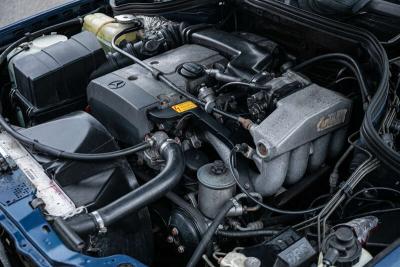 1993 Mercedes - Benz E220 ESTATE