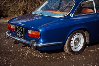 1974 Alfa Romeo GTV 2000