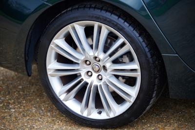 2010 Jaguar XJ V8 Premium Luxury (5.0 litre)