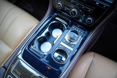 2010 Jaguar XJ V8 Premium Luxury (5.0 litre)