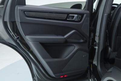 2022 Porsche Cayenne