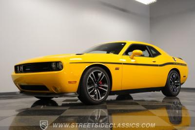 2012 Dodge Challenger SRT-8 Yellow Jacket