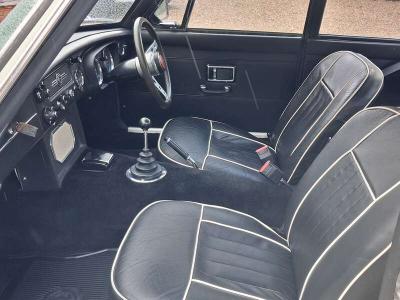1969 MG B GT