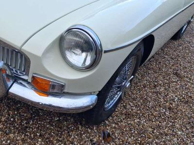 1969 MG B GT
