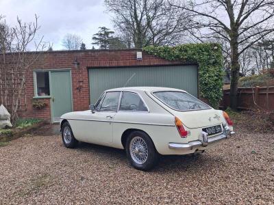 1969 MG B GT