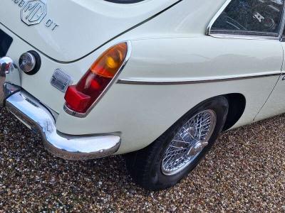 1969 MG B GT