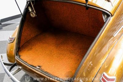 1940 Ford Deluxe Tudor Sedan