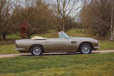 1968 Aston Martin DB6 Volante