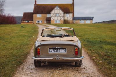 1968 Aston Martin DB6 Volante