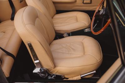 1968 Aston Martin DB6 Volante